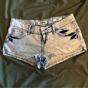 Daytrip White Wash Jean Shorts